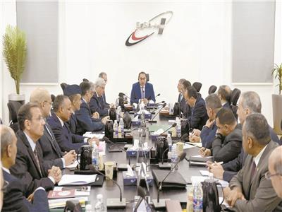 د. مصطفى مدبولى يترأس اجتماع وكالة الفضاء المصرية