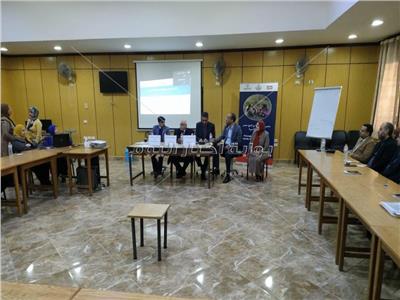 وكيل صحة أسيوط يناقش تنفيذ البرنامج القومي لتقديم خدمات تنظيم الأسرة بالمستشفيات