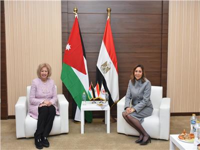لقاء وزيرة الثقافة المصرية مع نظيرتها الأردنية 