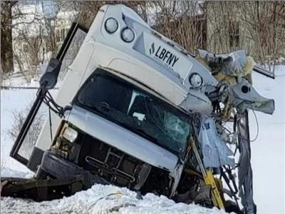 مأساة مروعة.. 6 قتلى في حادث تحطم حافلة سياحية بنيويورك