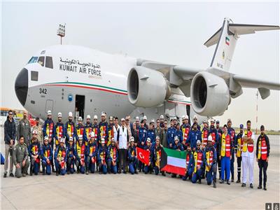 انطلاق أولى طلائع جسر المساعدات الجوي الكويتي الى تركيا  