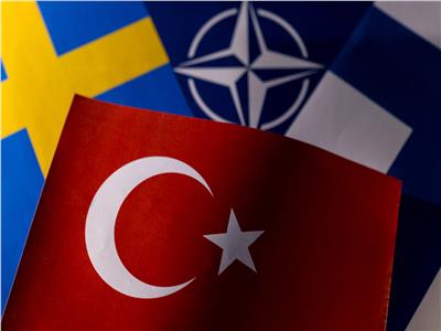 علم السويد وفنلندا وتركيا والناتو