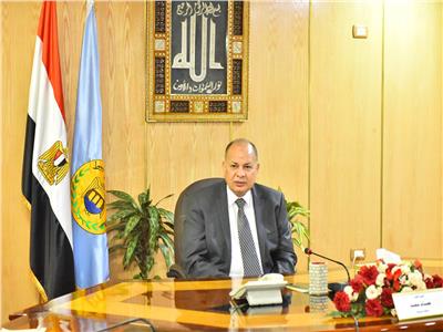 محافظ أسيوط يشيد بالبرنامج التدريبى "المرأة تقود للتنفيذيات" ويناشد المصريات التنفيذية بالتسجيل 