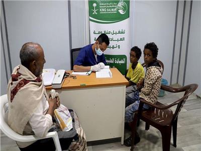 مركز الملك سلمان للإغاثة يقدم خدمات طبية في اليمن