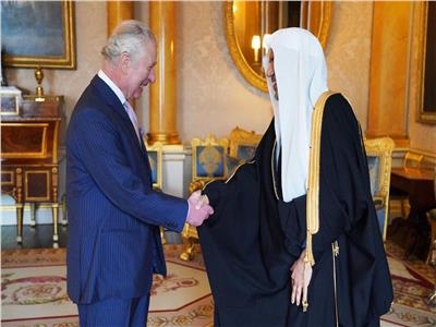الملك تشارلز الثالث والأمين العام لرابطة العالم الإسلامي