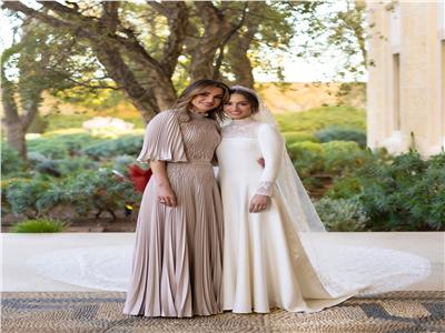 ملكة الأردن خلال حفل زفاف ابنتها الأميرة إيمان بنت عبدالله الثاني