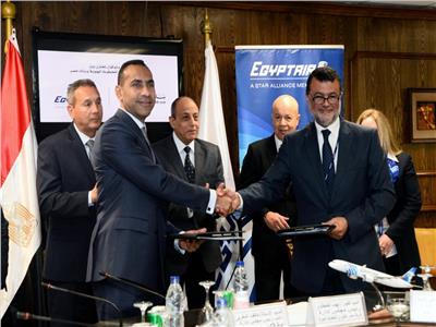 بروتوكول تعاون بين مصر للطيران وبنك مصر في مجال التحصيل الإلكتروني  
