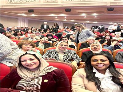 نائبة حماة الوطن  تهنئ عظيمات مصر بمناسبة عيد الأم