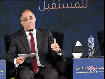 أحمد شلبي يطالب بتثبيت سعر الفائدة بـ 10%