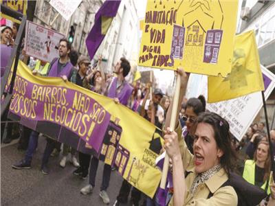 آلاف يحتجون فى لشبونة على أزمة الإسكان