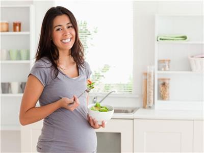أطعمة مفيدة للأمهات الحوامل 