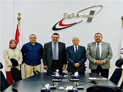 وكالة الفضاء المصرية تستقبل وفداً من علوم الملاحة وتكنولوجيا الفضاء 