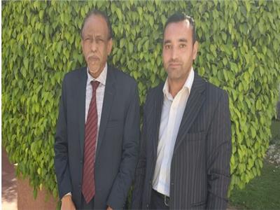 الصادق عمر عبد الله مندوب السودان مع الكاتب الصحفي أيمن عامر محرر البوابة 