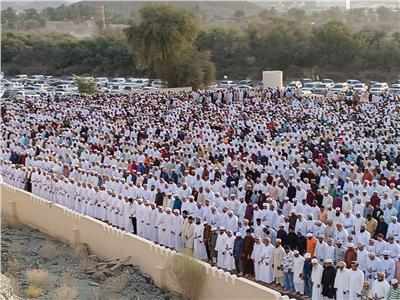 أداء صلاة العيد في سلطنة عمان