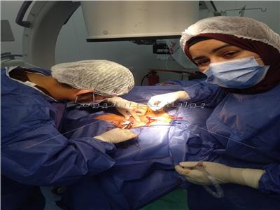 تركيب أول قسطرة مستديمة لمريض غسيل كلوي بمستشفى السنبلاوين العام بالدقهلية 