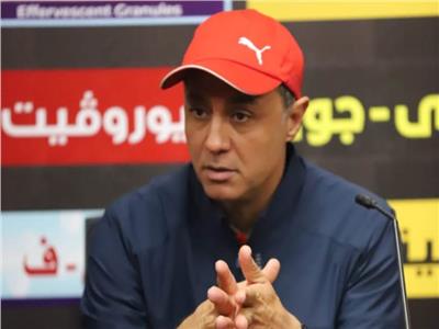 أحمد أيوب المدير الفني للفريق الأول لكرة القدم لفريق حرس الحدود