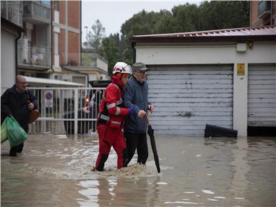 فيضانات شمال إيطاليا 