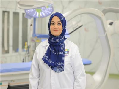  الدكتورة شيرين عبدالسلام استشارى قلب الاطفال