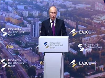 الرئيس الروسي: الدول الغربية اعتقدت أن بمقدورها ضرب اقتصادنا لكنها فشلت
