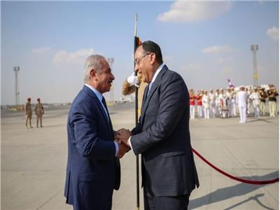 في زيارة رسمية.. رئيس الوزراء الفلسطيني يصل القاهرة | بوابة أخبار اليوم الإلكترونية
