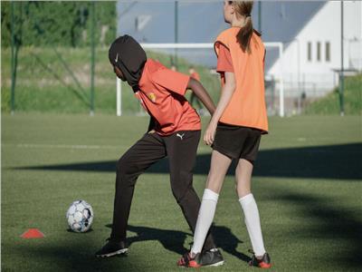 حظر ارتداء اللاعبات الحجاب في فرنسا