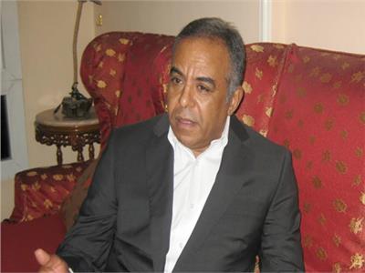 الدكتور زين عبد الهادي