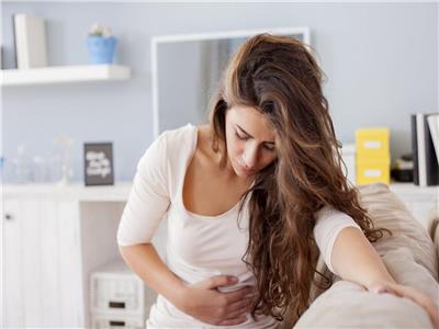 أعراض وأسباب انقطاع الطمث عند النساء