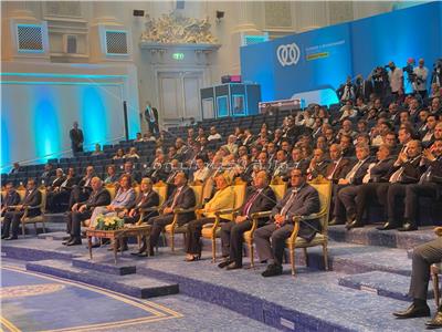 رئيس الوزراء يفتتح فعاليات النسخة الأولى من منتدى الاستثمار البيئي والمناخي بمصر