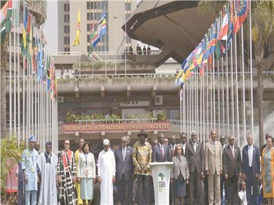 زعماء أفارقة لدى الإعلان الختامي لقمة المناخ الأفريقية الأولى في العاصمة الكينية نيروبى