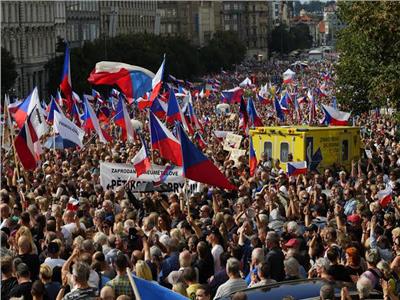 التشيكيون يتظاهرون ضد الحكومة