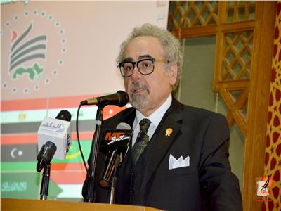 الدكتور علاء عبد الهادي الأمين العام لاتحاد الأدباء والكتاب العرب