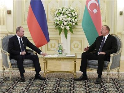  الرئيس الأذربيجاني إلهام علييف ونظيره الروسي فلاديمير بوتين