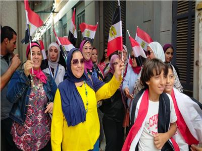 إقبال كبير من أهالي مصر الجديدة إلى مقرات الشهر العقاري