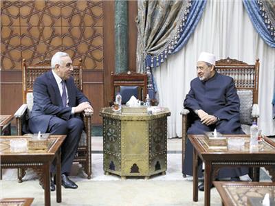 الإمام الأكبر د.أحمد الطيب مع السفير العراقى بالقاهرة
