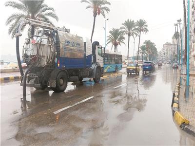 أمطار غزيرة على سواحل الإسكندرية