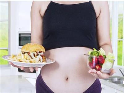 أطعمة ممنوعة في شهور الحمل الأولى