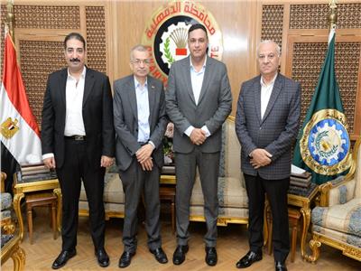 محافظ الدقهلية يستقبل أعضاء اللجنة النقابية للصحفيين بالدقهلية 