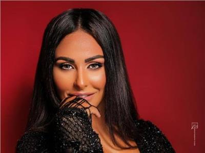 الفنانة ميس حمدان