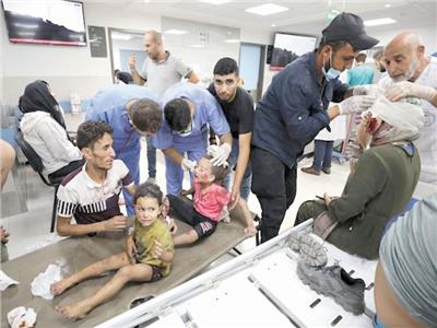 المرضى داخل إحدى مستشفيات غزة