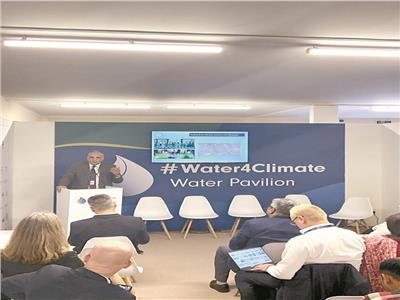 د. هاني سويلم خلال جلسة «الشح المائي والترابط بين الماء والغذاء والطاقة»