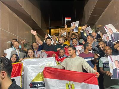 سفير مصر بالإمارات يستقبل وفد حزب مصر أكتوبر للاطمئنان على سير العملية الانتخابية