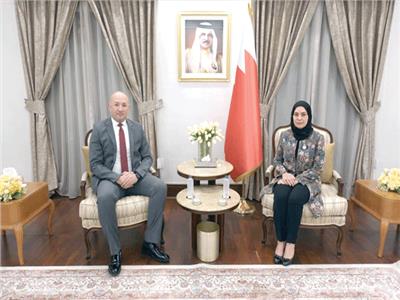 سفيرة البحرين تستقبل أمين رئاسة الجمهورية لتقديم التهنئة 