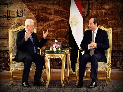 الرئيس عبد الفتاح السيسي والرئيس الفلسطيني محمود عباس