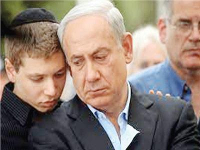  نتنياهو مع أبنه يائير