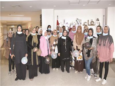 طالبات جامعة الأقصر خلال الزيارة