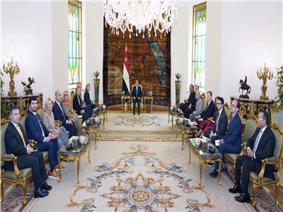  الرئيس عبد الفتاح السيسي يستقبل وفداً من الحزبين الديمقراطي والجمهوري