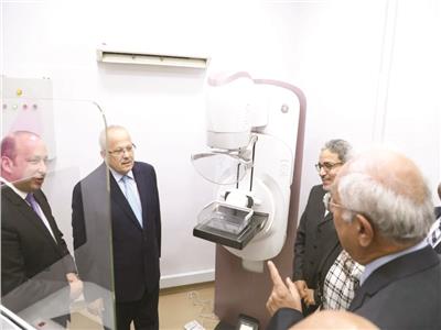 د. محمد الخشت أثناء افتتاح تطوير القصر العيني