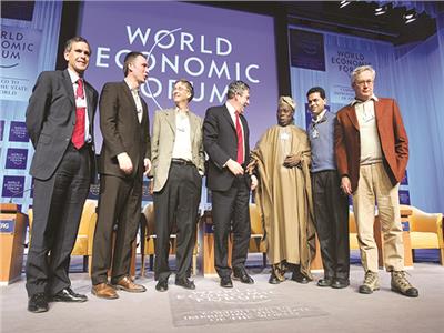 جيتس فى المنتدى الاقتصادي العالمي 2006 يقدم المشورة لصانعي السياسات
