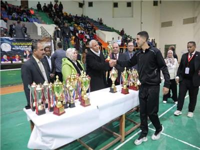 محافظ الوادي الجديد يشهد بطولة الجمهورية للمدارس الرياضية