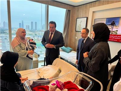  وزير الصحة يلتقي وزيرة الدولة للتعاون الدولي القطرية